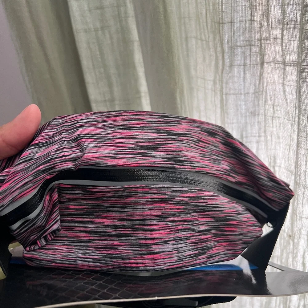 Pro Strength Pink and Black Waistband for Cell Phones